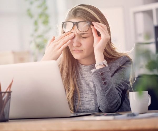 How To Stay Productive When You're Tired Feature